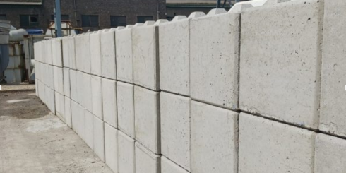 interlocking concrete blocks
